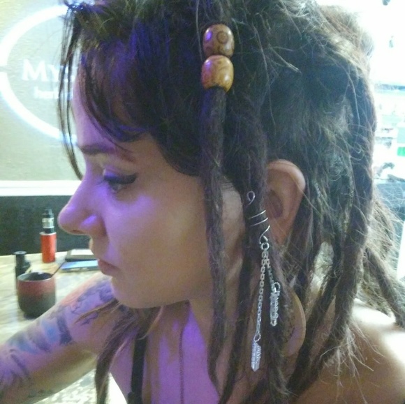 CUSTOM Crystal DREAD Cuff Bead - Picture 3 of 8